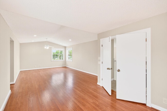 Building Photo - 10574 Wheelhouse Cir