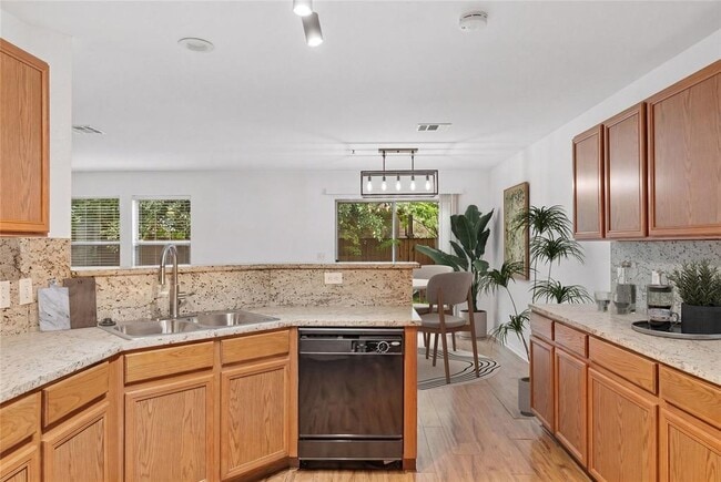 Building Photo - 6629 Doyal Dr