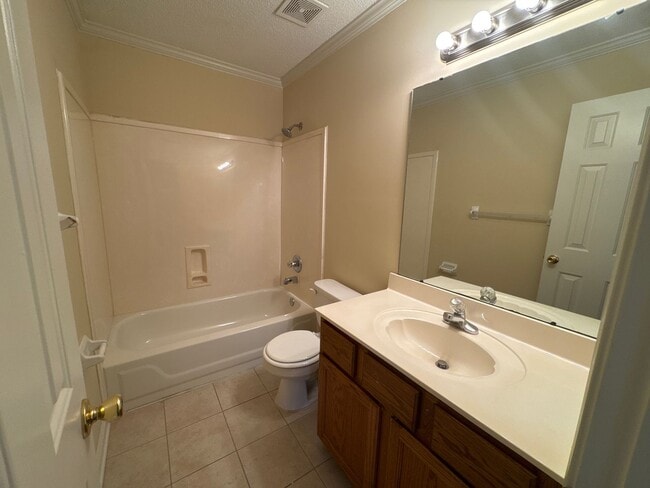 Building Photo - 792 Silver Sands Dr