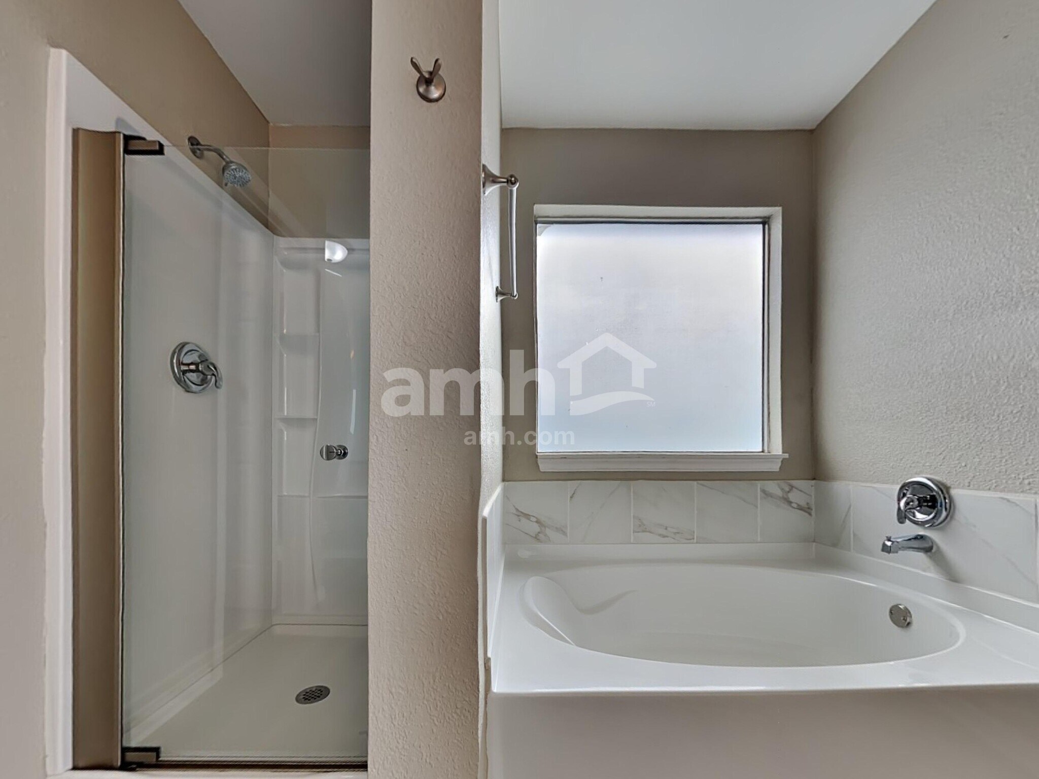Building Photo - 21851 Whispering Forest Dr