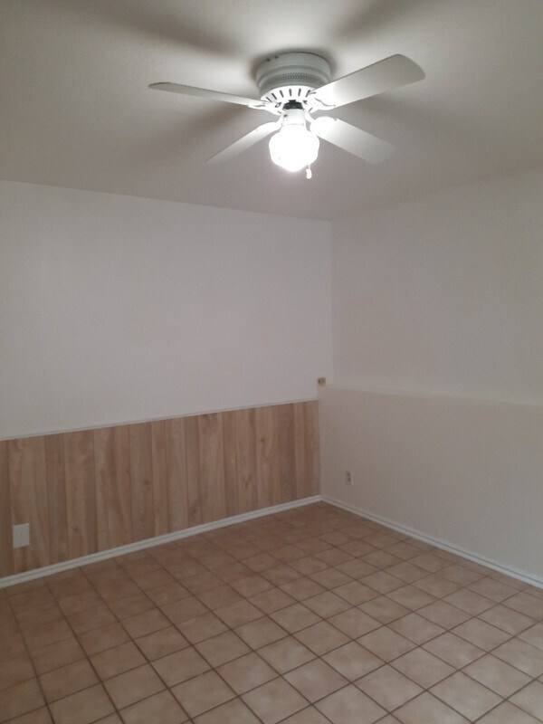 Building Photo - 3760 W 4875 S