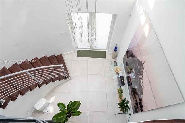 Building Photo - 7515 NW 99th Ave