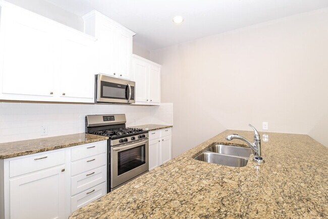 Building Photo - 2157 Barx Dr
