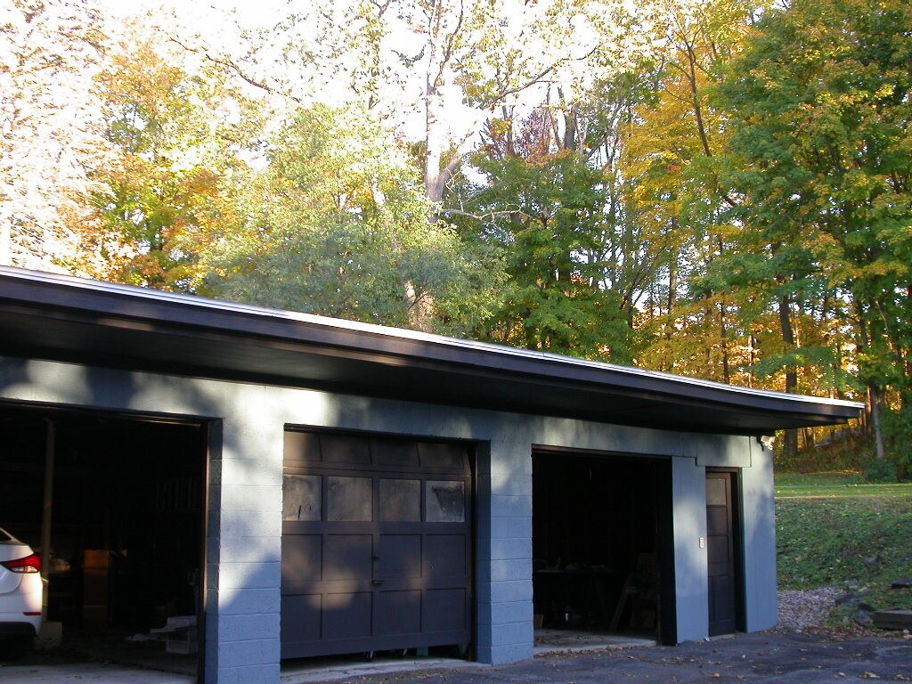 Building Photo - 70 Utica St