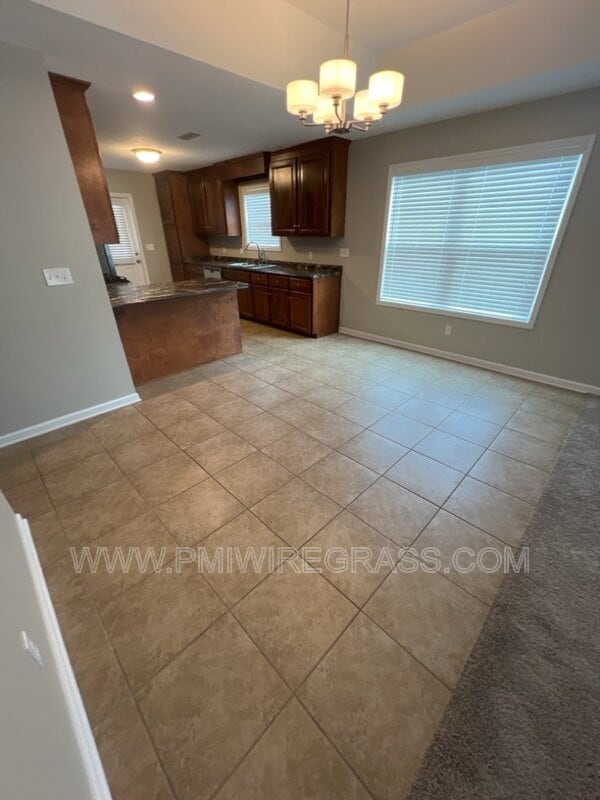Building Photo - 214 Winterberry Way