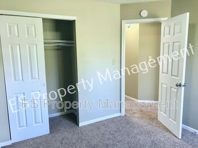 Building Photo - 6728 Garway Ln