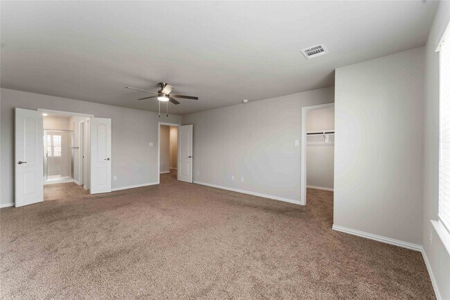 Building Photo - 12711 Taymouth Manor Dr