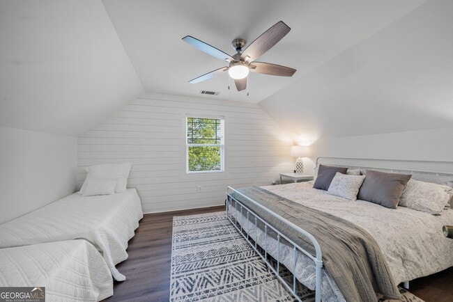 Building Photo - 375 Arrowhead Trail