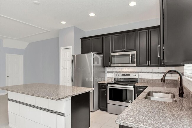 Building Photo - 1225 Countrymen Ct