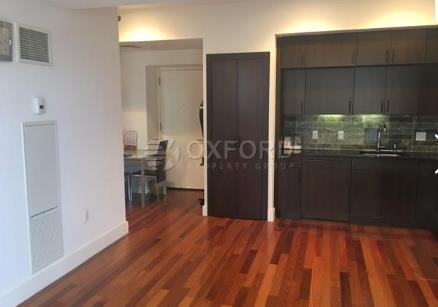 Building Photo - Myrtle Avenue