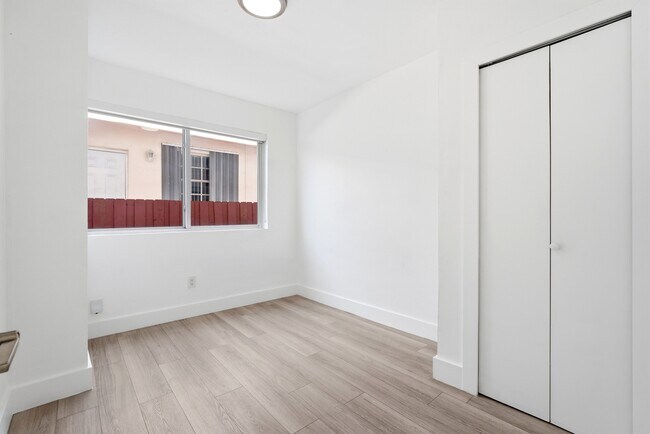 Building Photo - 732 82nd St