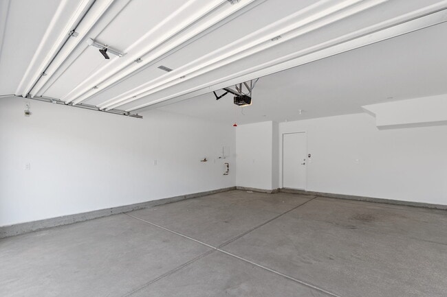 Building Photo - 659 Pickled Pepper Pl