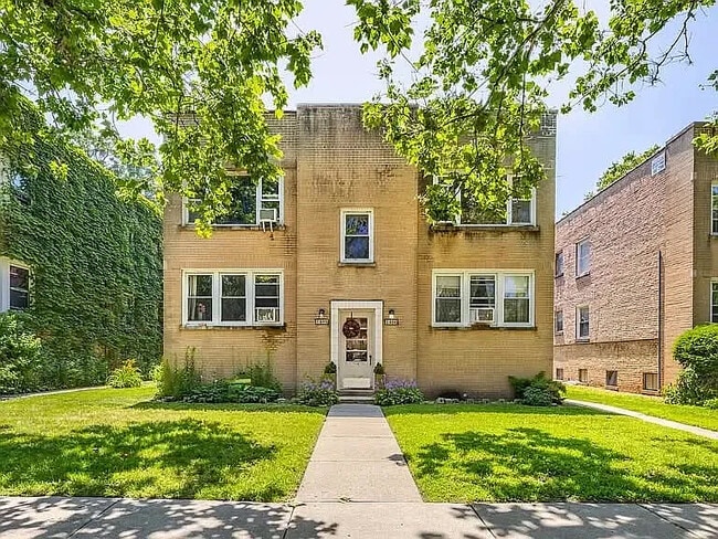 Building Photo - 1406 Brummel St