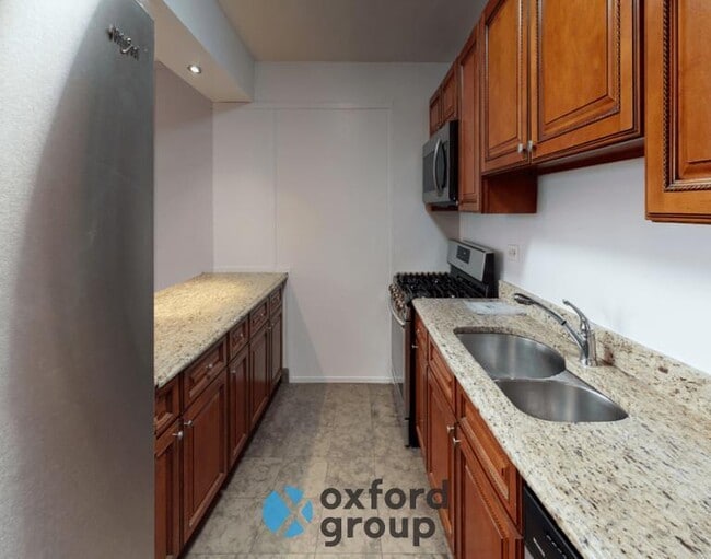 Building Photo - 2 bedroom in New York NY 10025