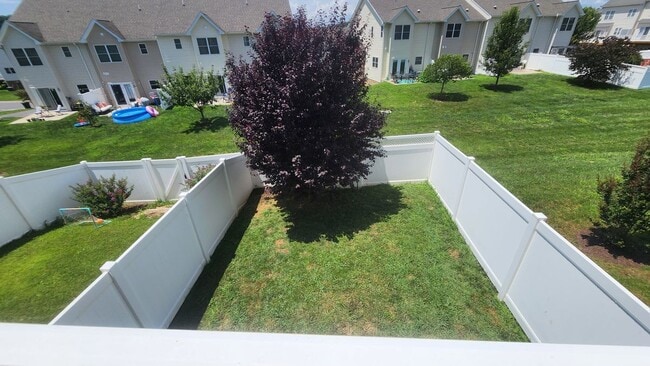 Building Photo - 2219 Deyerle Ave