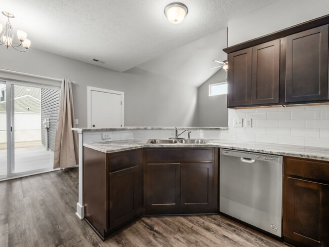 Building Photo - 1965 Glassboro St