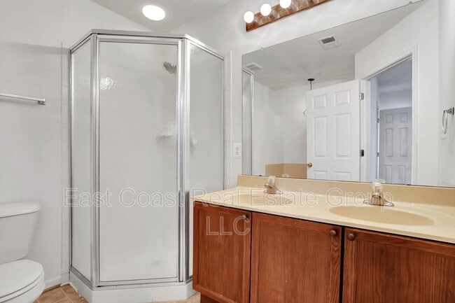 Building Photo - 779 Monet Dr