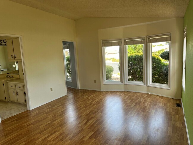 Building Photo - Gated 55+ Community Large Home with Views!