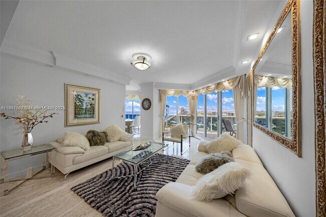 Building Photo - 3200 N Ocean Blvd