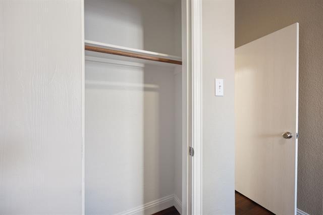 Building Photo - 345 Port O'Conner Dr