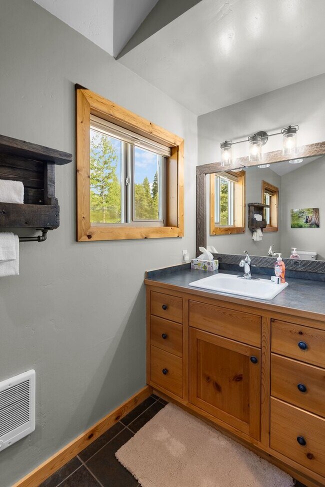 Building Photo - Luxury A-Frame Cabin in Columbia Falls — Near Glacier National Park