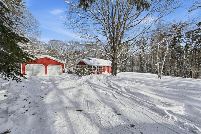 Building Photo - 11 Caribou Dr