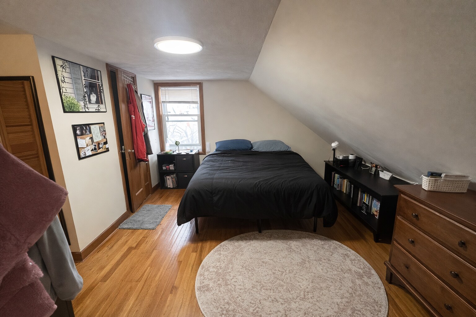 Building Photo - 585 Somerville Ave