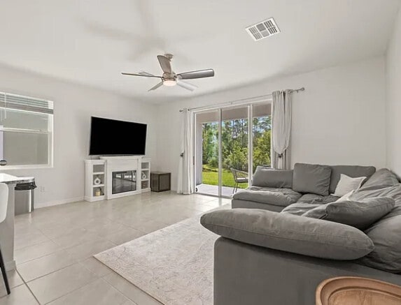 Building Photo - BEAUTIFUL Town Home For Rent in Angeline!