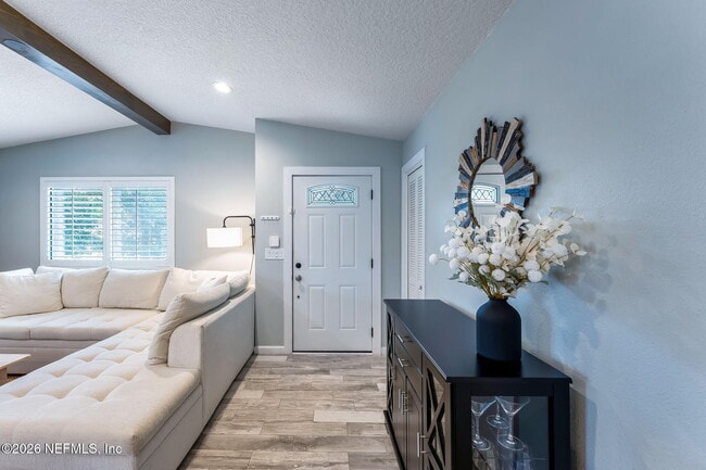 Building Photo - 1170 19th St N