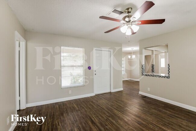 Building Photo - 9371 NW 35th Manor
