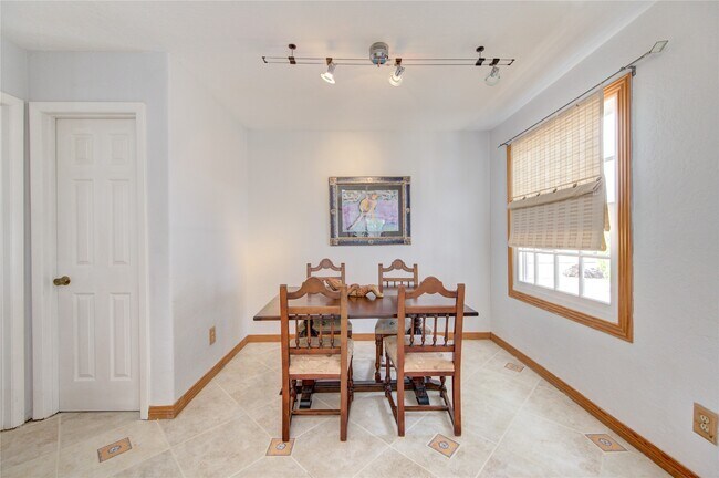 Building Photo - 14214 Woodnook Dr