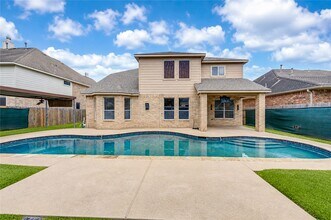 Building Photo - 17415 Elverson Oaks Dr