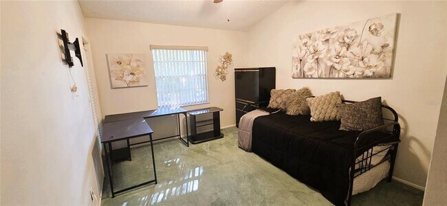 Building Photo - 2101 Fox Chase Blvd