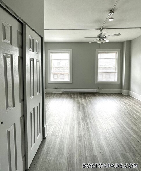 Building Photo - 50 Franklin St