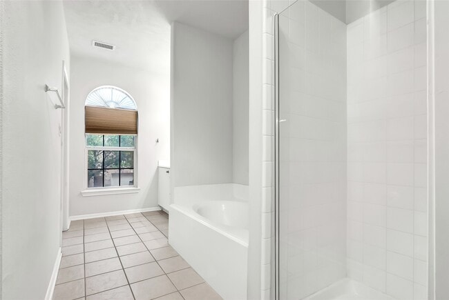 Building Photo - 10231 West Palm Lake Drive