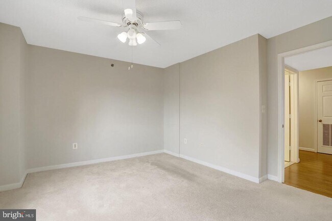 Building Photo - 2151 Jamieson Ave