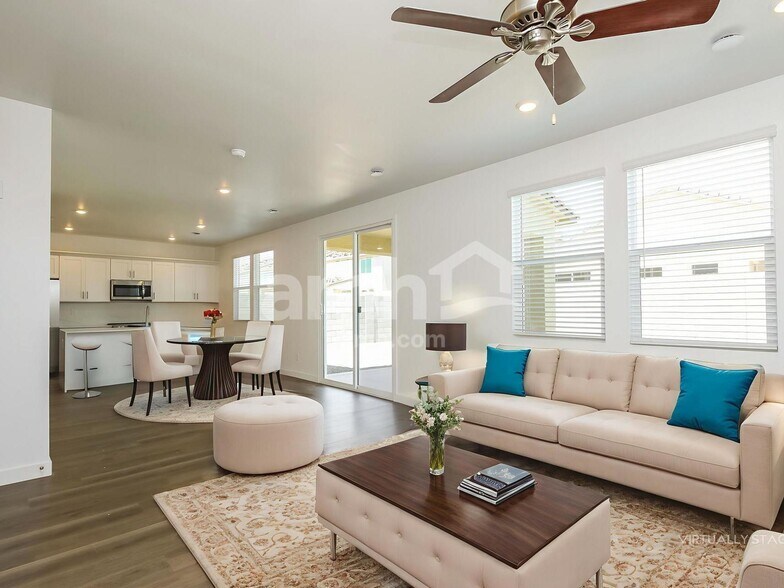 Building Photo - 20177 W Thomas Rd