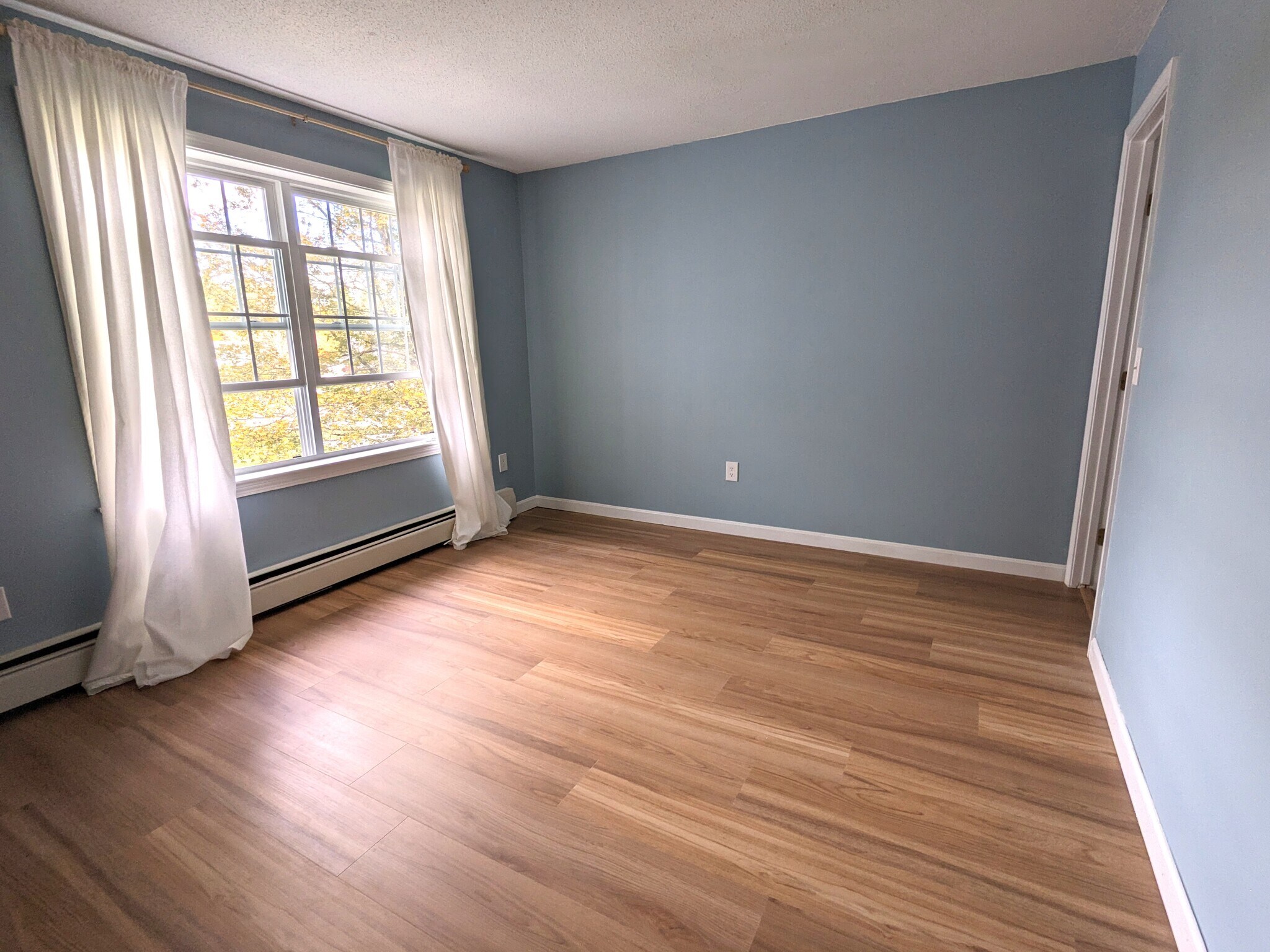 Building Photo - 50 Brookside Drive