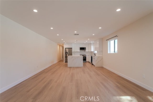 Building Photo - 10425 Pinyon Ave