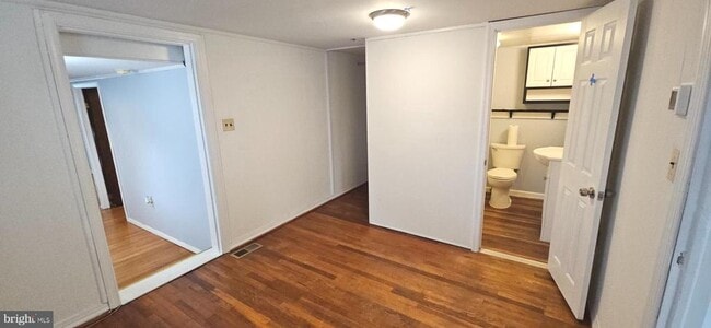 Building Photo - 1057 Foreman Ln