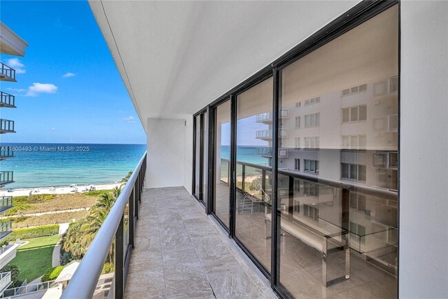 Building Photo - 9455 Collins Ave