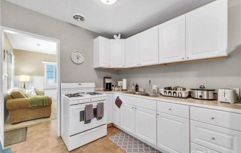 Building Photo - 710 Marin Rd