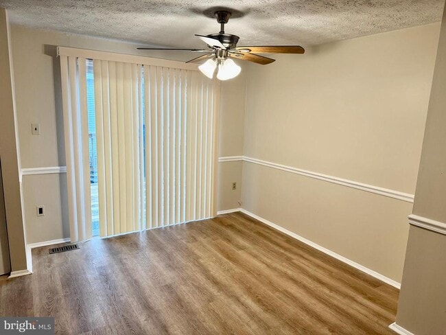 Building Photo - 3723 Castle Terrace