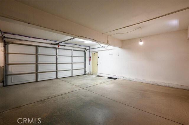 Building Photo - 20763 E Crest Ln