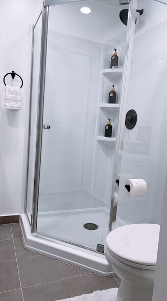 Building Photo - 3122 Eleuthera Ln