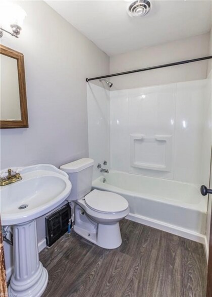 Building Photo - 2910 14th St NW