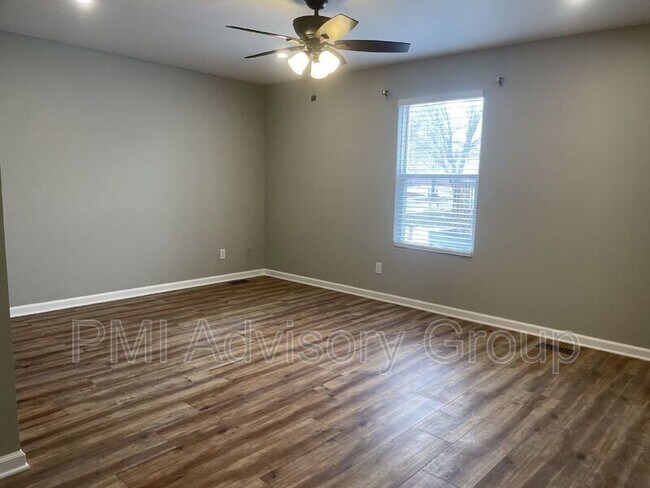 Building Photo - 7416 SW 27th St