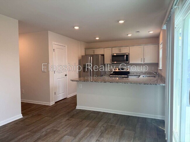 Building Photo - 4109 Laurel Rdg Dr