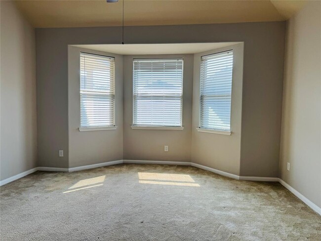 Building Photo - 18754 Majestic Vista Ln