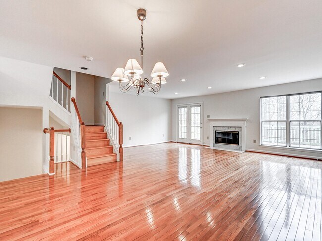 Building Photo - 11919 Thurloe Dr